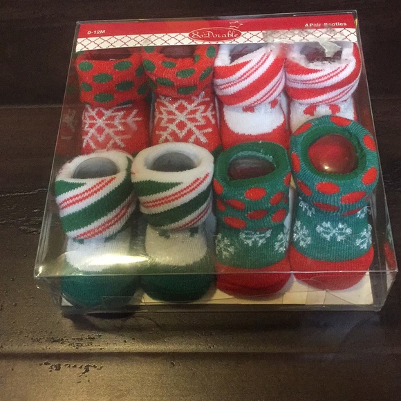 1st Christmas Bundle - Picture 4 of 5